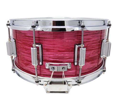 זוית נוספת Rogers Beavertail Dyna-Sonic Snare NO.37-RR