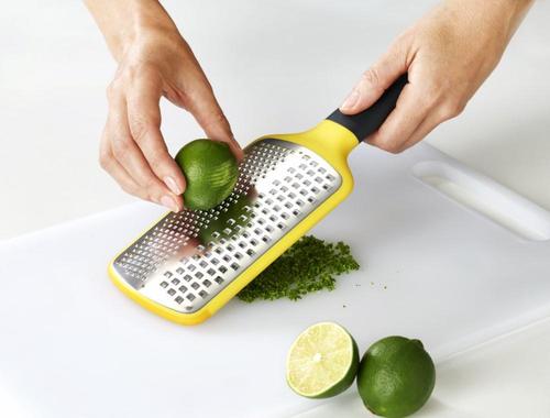 מגרדת MULTI-GRATE -JOSEPH JOSEPH