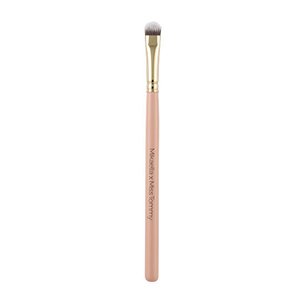 מברשת אופרה Ofra USA MT1 Definer Brush – Miss Tommy X Mikaella
