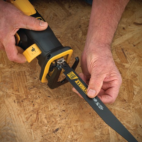 מסור ‏חרב DCS367N 20V DeWALT גוף בלבד