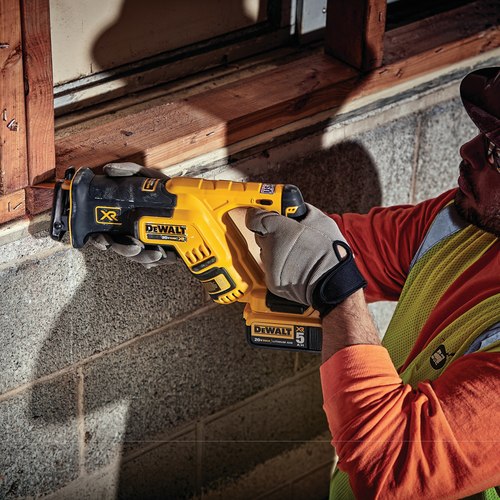 מסור ‏חרב DCS367N 20V DeWALT גוף בלבד
