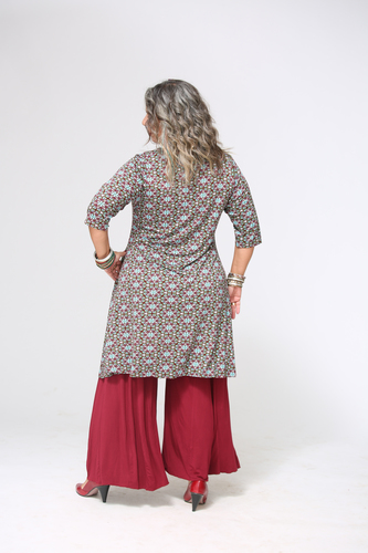 שמלת שני שרוול 3/4 מודפסת  plus size