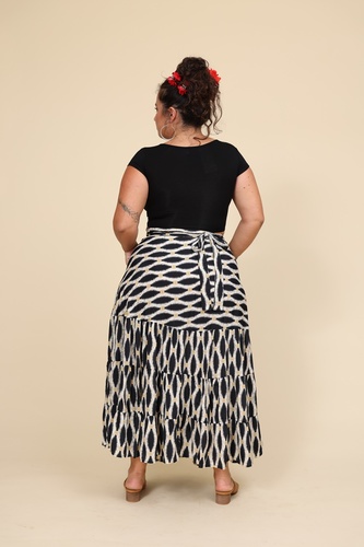 חצאית מעטפת plus size