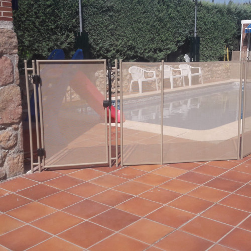 גדר בטיחות לבריכה 4 מ' BEIGE בז' EuroFence דגם Y