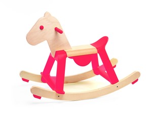 סוס עץ - אדום עם הגנה