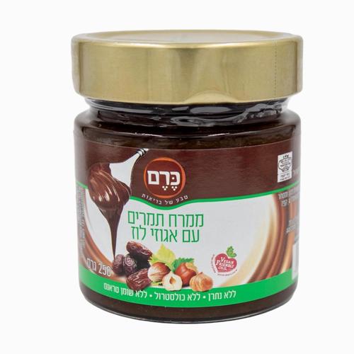ממרח תמרים עם אגוזי לוז