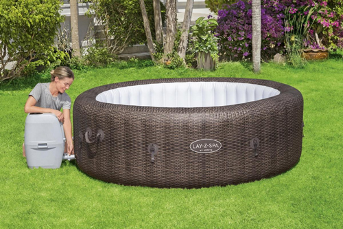 ג'קוזי מתנפח ST.MORTIZ 60023 מבית Bestway