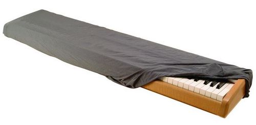 זוית נוספת On Stage KDA7088B 88-Key Keyboard Dust Cover