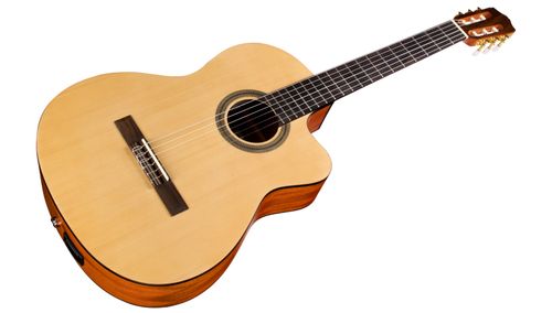 זוית נוספת Cordoba C1M-CE