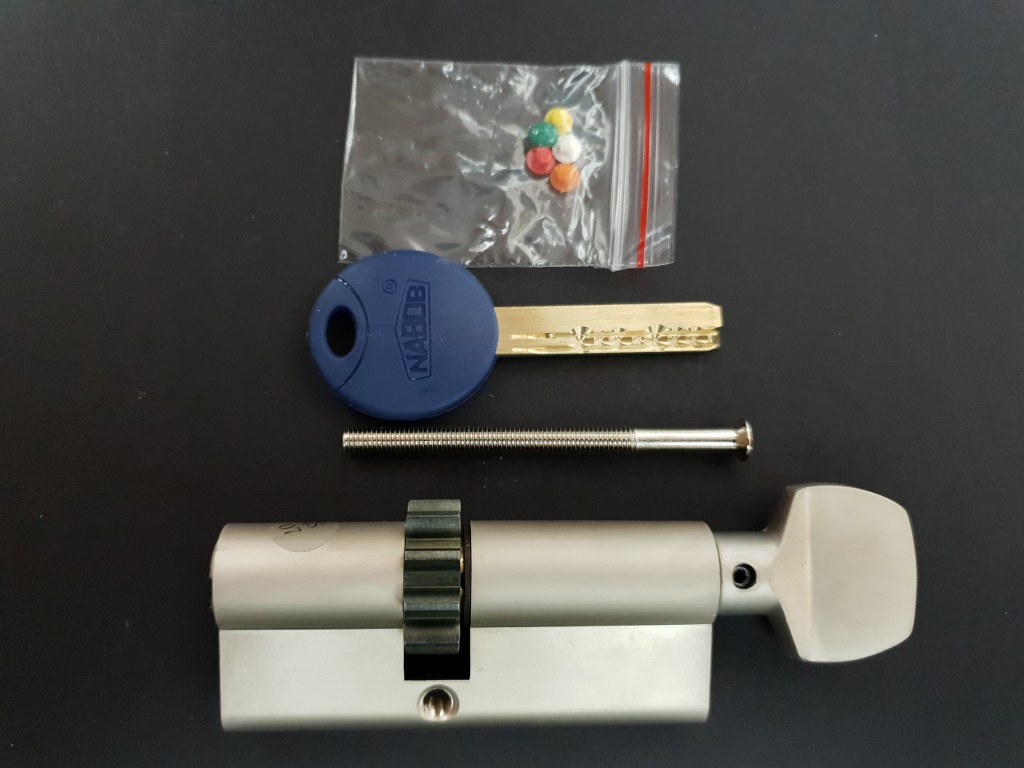 מנעול צילינדר מחורץ כפתור גלגל 76 מ"מ, 7 PIN נבוב