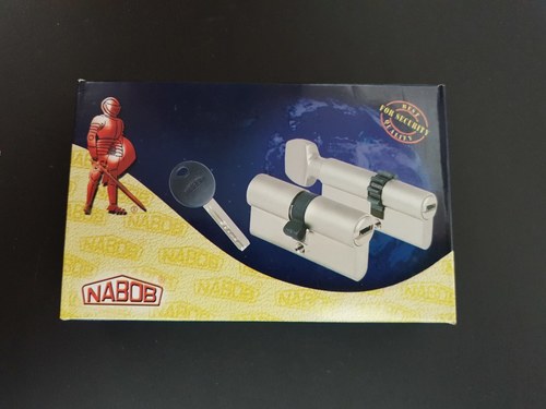 מנעול חצי צילינדר מחורץ לשון 41 מ