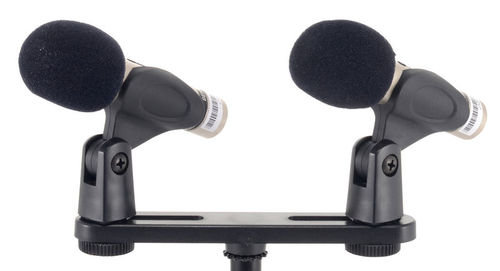 זוג קיבולי אולפני מתואם BEHRINGER C2