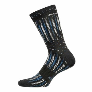 גרבי רכיבה טרמי BOW COOLMAX SOCKS  שחור-כחול קולמקס משולב בפוליאמיד מחממים ומנדפים