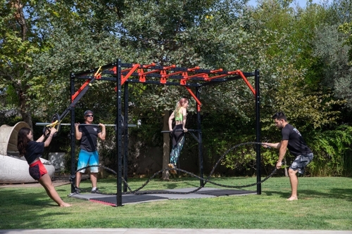 מתקן נינג'ה Extreme Yard לאימון פונקציונלי בסיסי