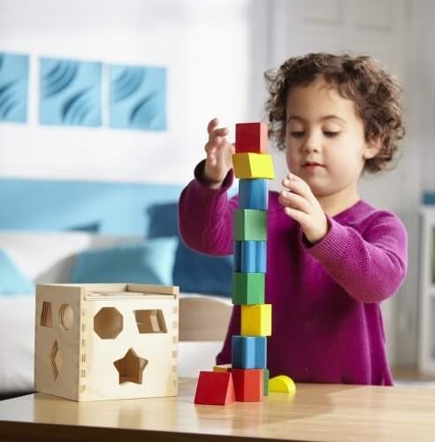 קובייה למיון צורות מעץ איכותי מליסה ודאג