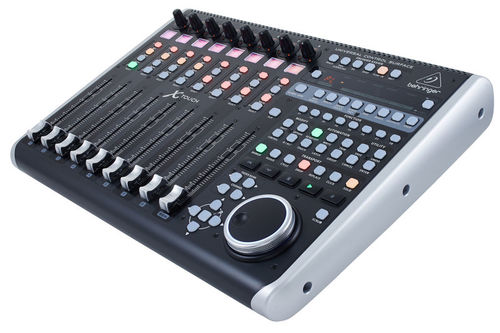 יחידת שליטה BEHRINGER X-TOUCH