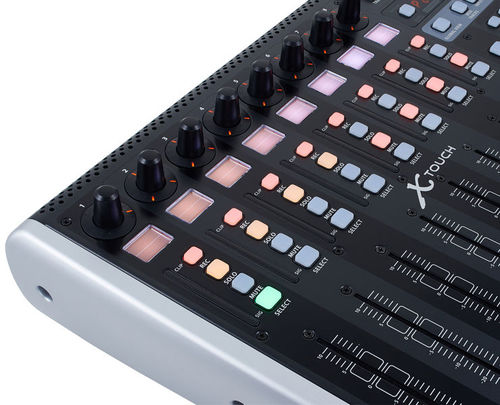 יחידת שליטה BEHRINGER X-TOUCH