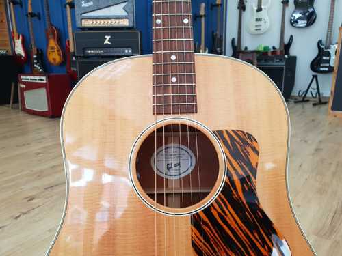 Gibson J-35 Antique 2017
