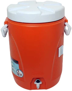 מיכל שתייה קר RUBBERMAID 1840999