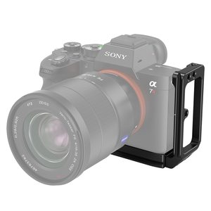 SmallRig 2939 L-Bracket עבור מצלמת Sony Alpha 7R IV או A9 II