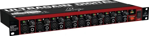 ממשק המרה והגברה ULTRAGAIN Digital ADA8200