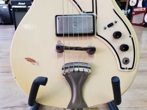 Supro 1507 Super 1961 cream