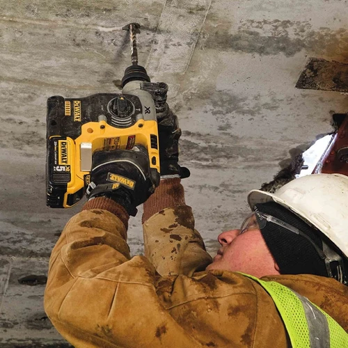 גוף פטישון נטען בראשלס DeWALT DCH273N BL 18V/20V