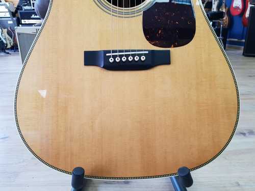 Martin HD-28 2018