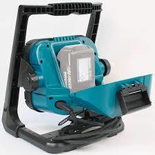 פרוז'קטור לד חשמלי/נטען DML805 תוצרת MAKITA - גוף בלבד