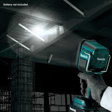 פנס נטען DML812 תוצרת MAKITA - גוף בלבד