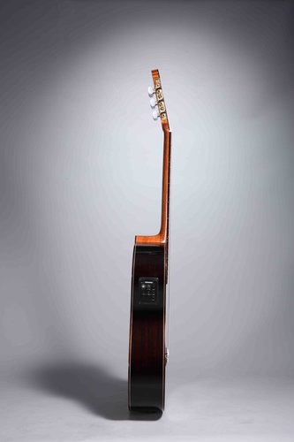 גיטרה קלאסית מוגברת גימור מבריק Altamira N300CE 