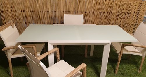 פינת אוכל שולחן נפתח מאלומיניום לבן דגם 