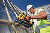 אקדח מסמרים DEWALT 18V 4AH