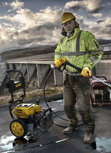 מכונת שטיפה בלחץ חשמלית DEWALT DXPW005E 200 Bar + זוג דיזות מקוריות 