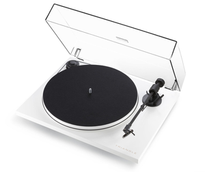 פטיפון מבית TRIANGLE דגם TURNTABLE