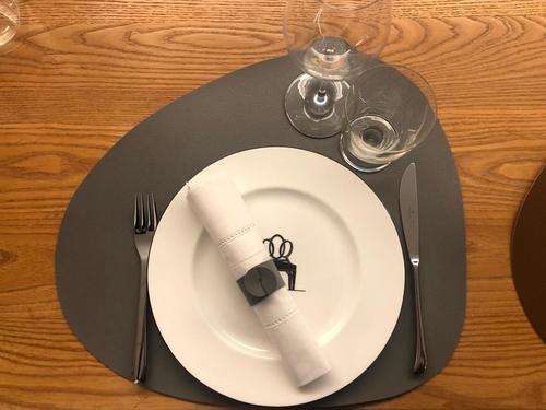 פלייסמט ביצה אפור בהיר ELEPHANT Placemat