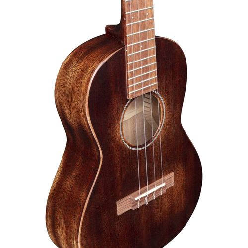 יוקללה טנור  + נרתיק  MARTIN T1 Tenor Uke Streetmaster,w/Bag