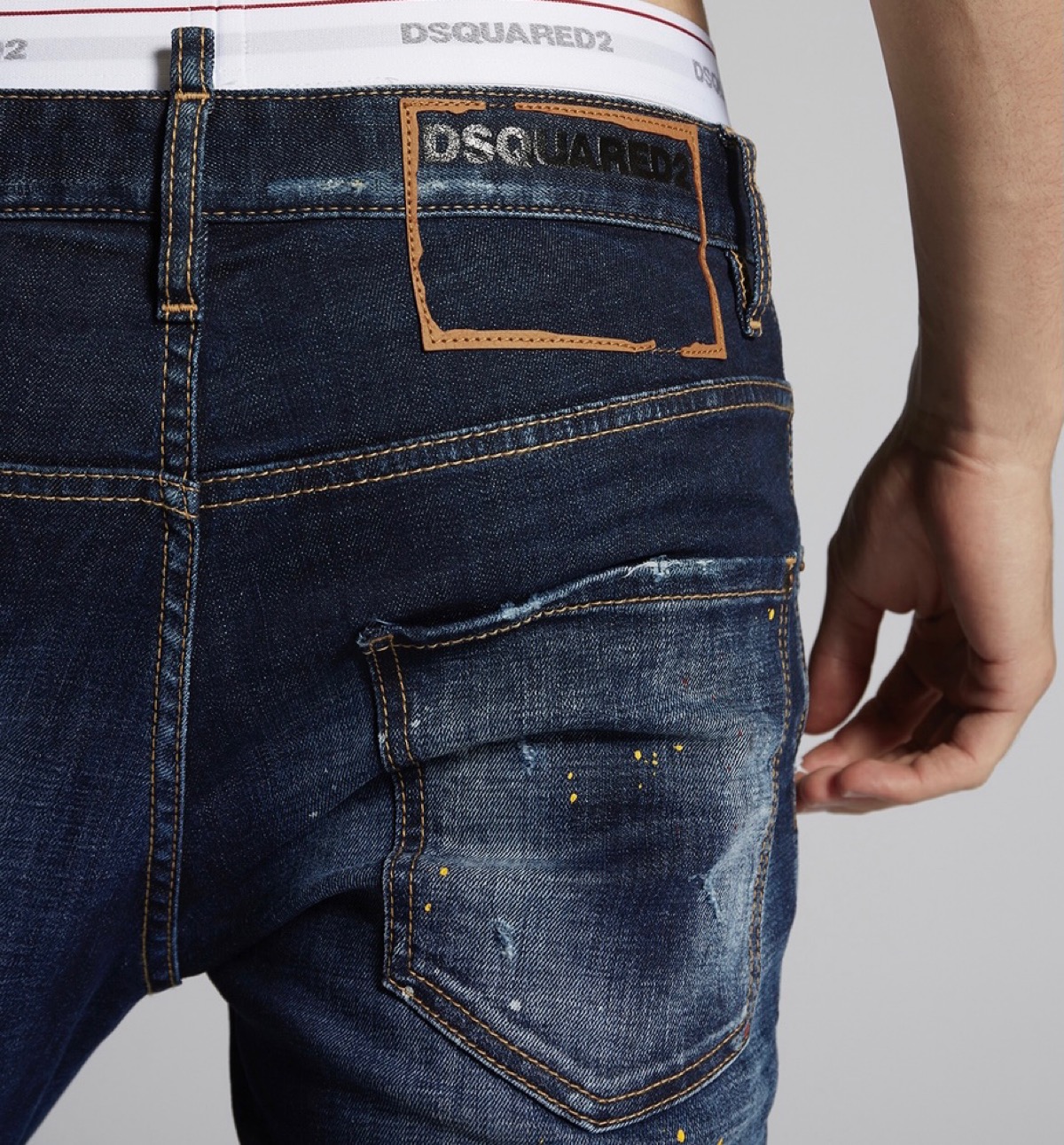 DSQUARED2 SKATER JEANS S74LB0835 - ג'ינסים גבר