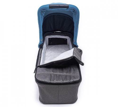 סל שכיבה (אמבטיה) לעגלת תאומים איזי טווין 4 (בד בסיס שחור)