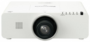 מקרן לארועים - PANASONIC EX500 LCD XGA 5000 Lumens
