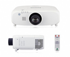 מקרן לארועים - PANASONIC PT-EZ590ZE LCD WUXGA 5000 Lumens