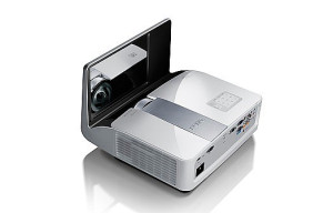 מקרן לטווח קצר Benq MW842UST XGA 3000 Lumens