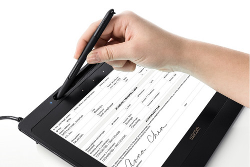 לוח חתימה דיגיטלי Wacom DTU-1141B Interactive Pen Display 
