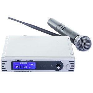 ‏מיקרופון אלחוטי BTS IU1013W