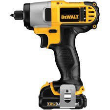מברגת אימפקט 10.8V נטענת דגם DCF815S2 מבית DEWALT