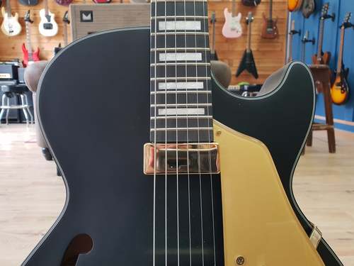Ibanez Artcore Expressionist AG85