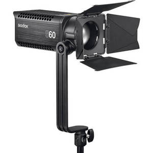תאורת לד רציפה Godox S60 Led With Barndoors