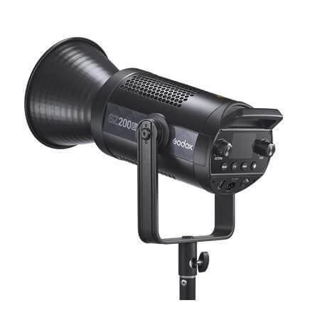 פנס לד godox sz200 bi color zoomable 