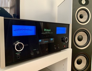סקירה למגבר משולב: McIntosh MA7200