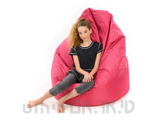 נערה יושב פוף שיבויה ענק